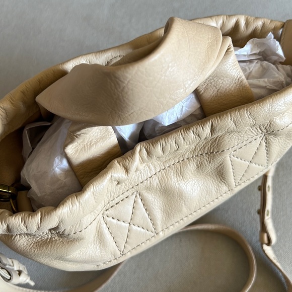 Madewell The Piazza Crossbody Bag in Buttered Scone - Picture 3 of 10